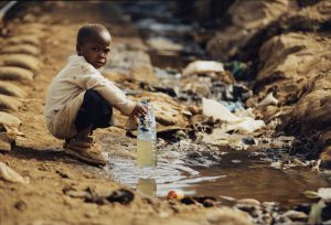 کمبود میزان دسترسی به آب سالم