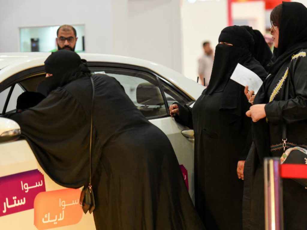 مخالفت با رانندگی زنان در عربستان و نقض اصل پرهیزگاری