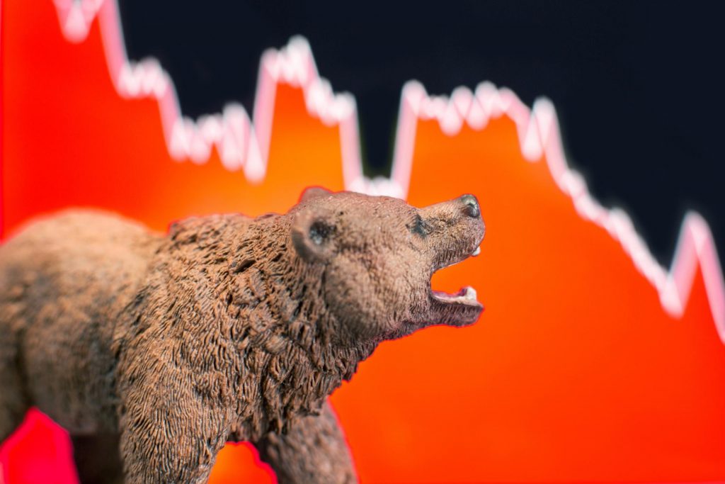 سقوط قیمت و بازار نزولی (Bear Market)